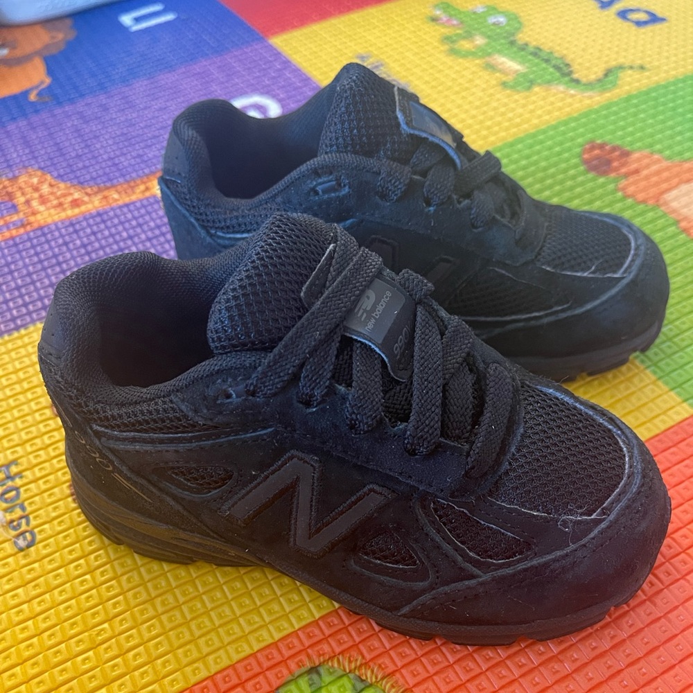 New Balance 990 (Black)